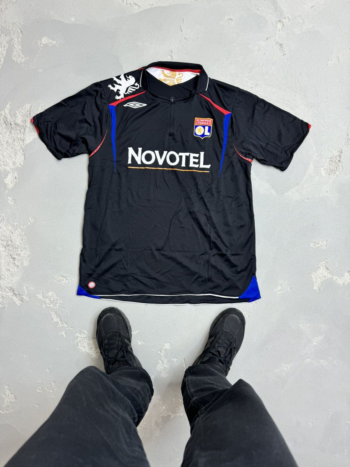 Umbro Umbro Olympique Lyonnais 2006/07 Vintage Football Jersey Size US XL / EU 56 / 4 - 1 Thumbnail