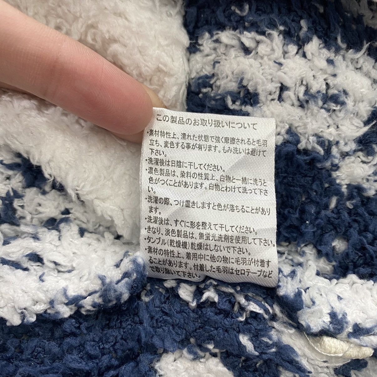 Gotcha Vintage GOTCHA SURF Brand Overprint Deep Pile Sherpa Hoodie Size US L / EU 52-54 / 3 - 8 Thumbnail