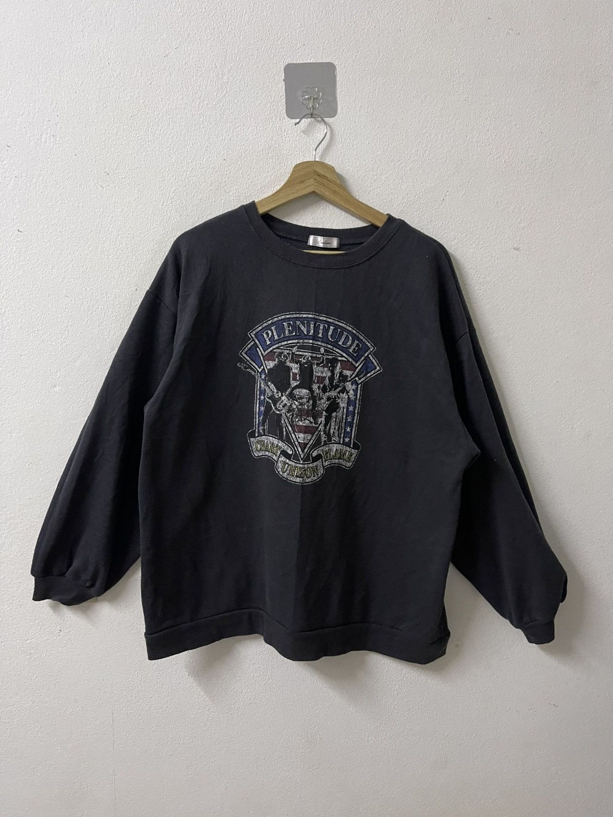 Vintage Graphic PLENITUDE Sweatshirt