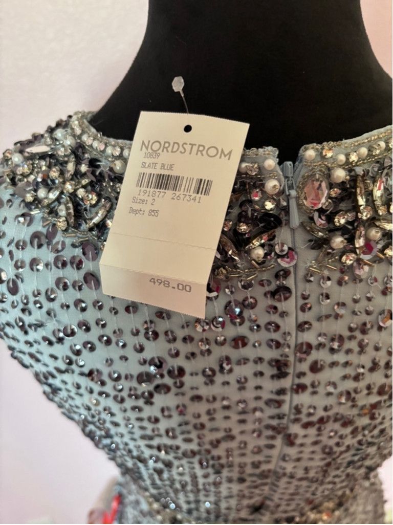 Mac Duggal Women's Mac duggal Blue Sequin Dress Size 2 Size XS / US 0-2 / IT 36-38 - 6 Thumbnail