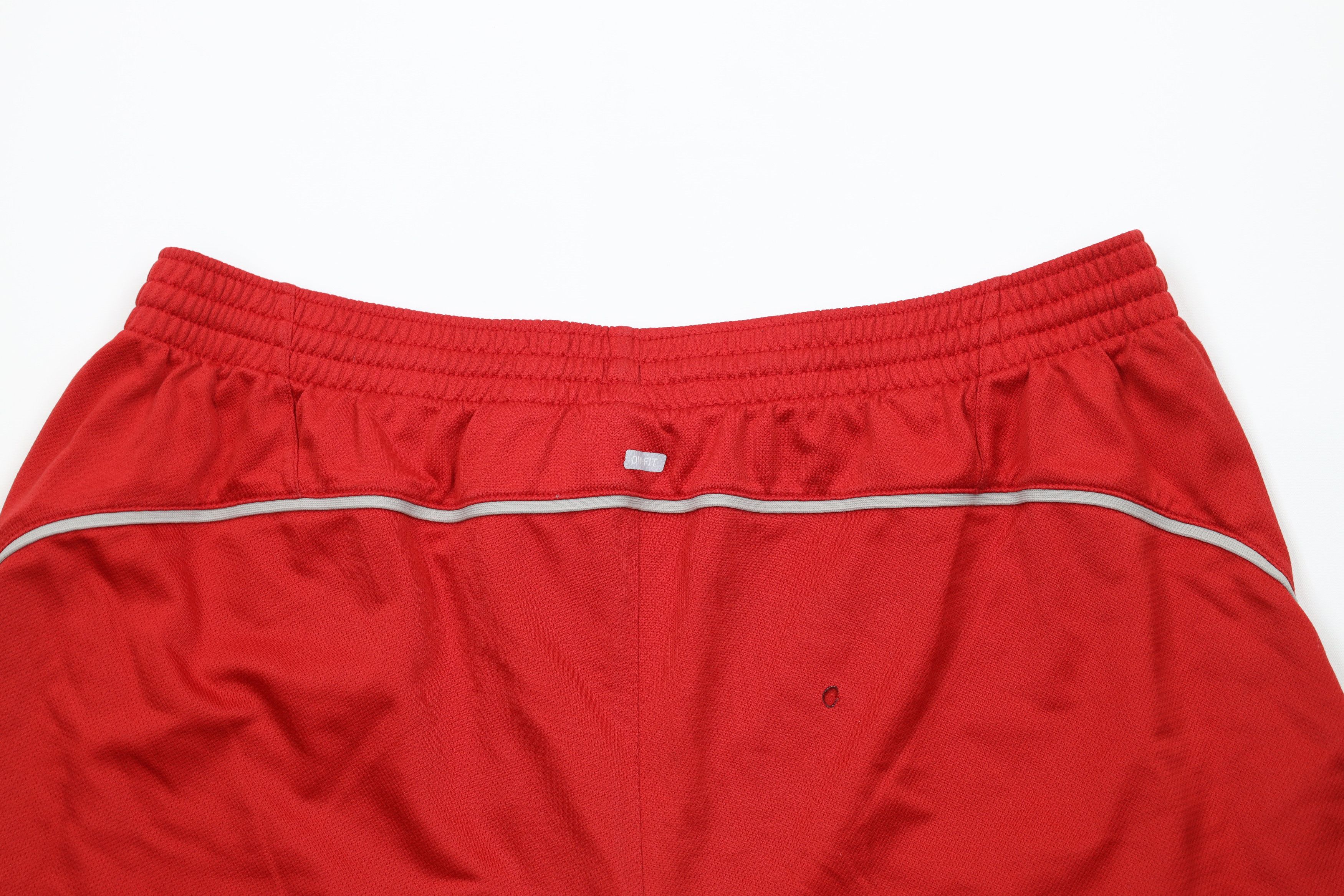 Nike × Vintage Vintage Nike Football Mini Swoosh Above Knee Shorts Red Size US 38 / EU 54 - 10 Thumbnail