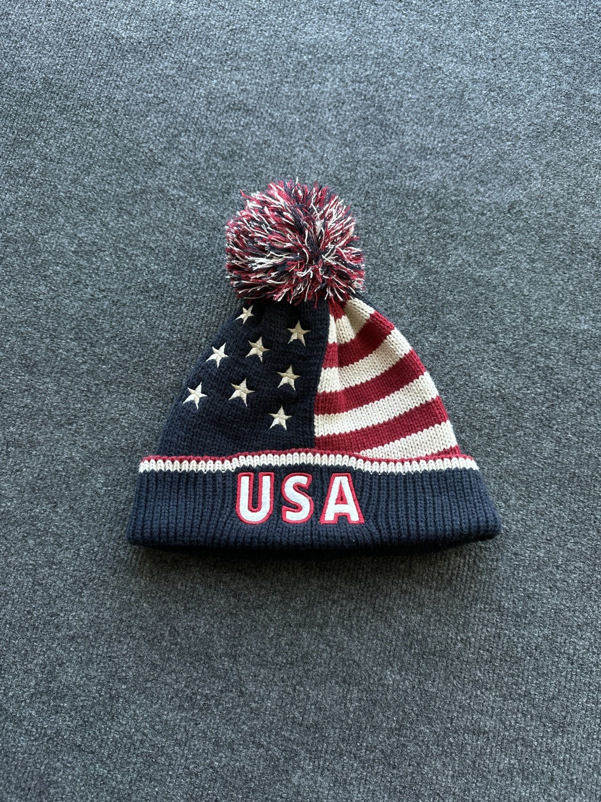 Other 🚨 VNTG USA FLAG LOGO KNITTED HAT BEANIE UNITED STATES Size ONE SIZE - 1 Thumbnail