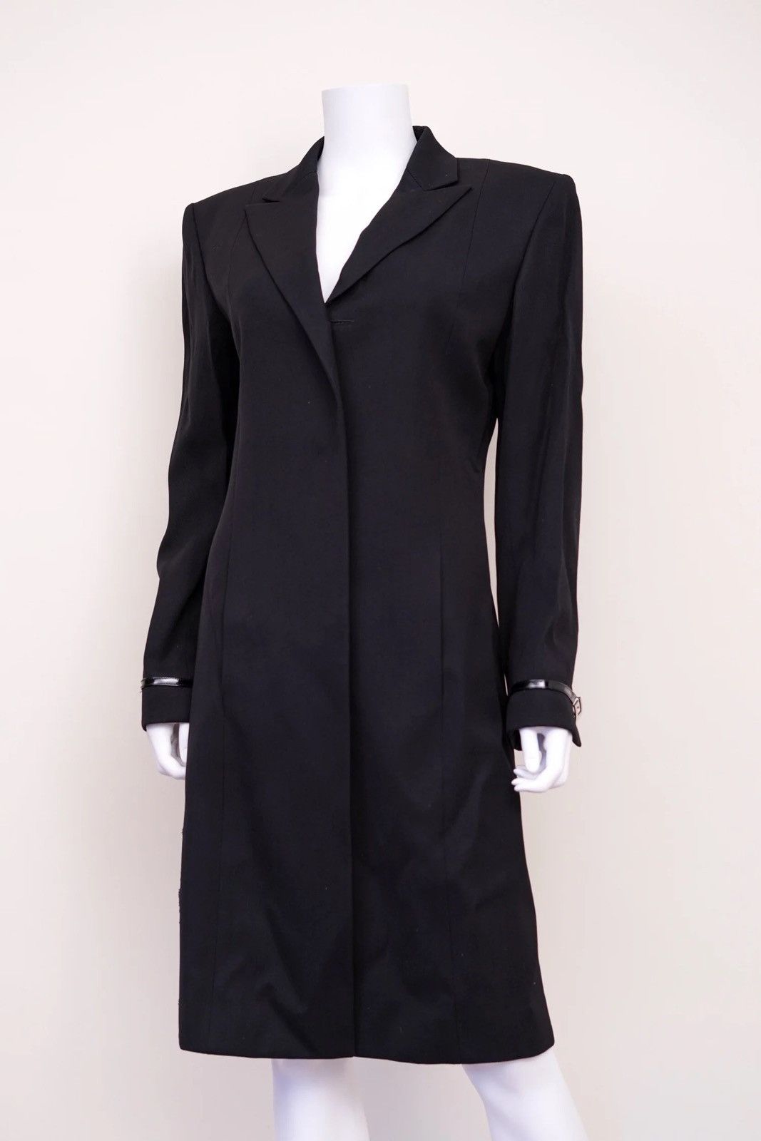 Gucci Gucci by Tom Ford Runway 'G' Buckle Black Red Lined Coat Size M / US 6-8 / IT 42-44 - 4 Thumbnail
