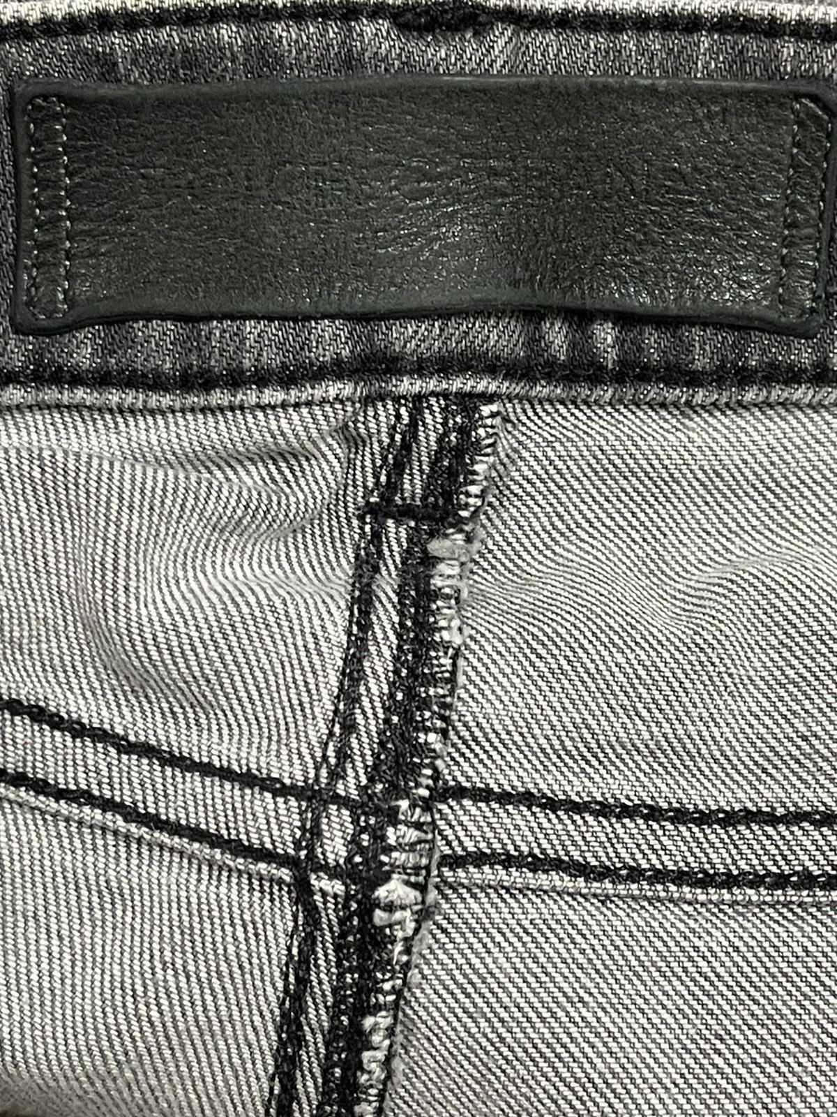 Dolce & Gabbana Vintage Italy Dolce & Gabbana Faded Wash Style Jeans Size US 36 / EU 52 - 9 Thumbnail