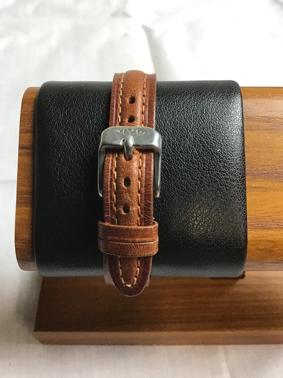 Hypebeast HYP Women's Quartz Watch with Brown Leather Strap Size ONE SIZE - 4 Thumbnail