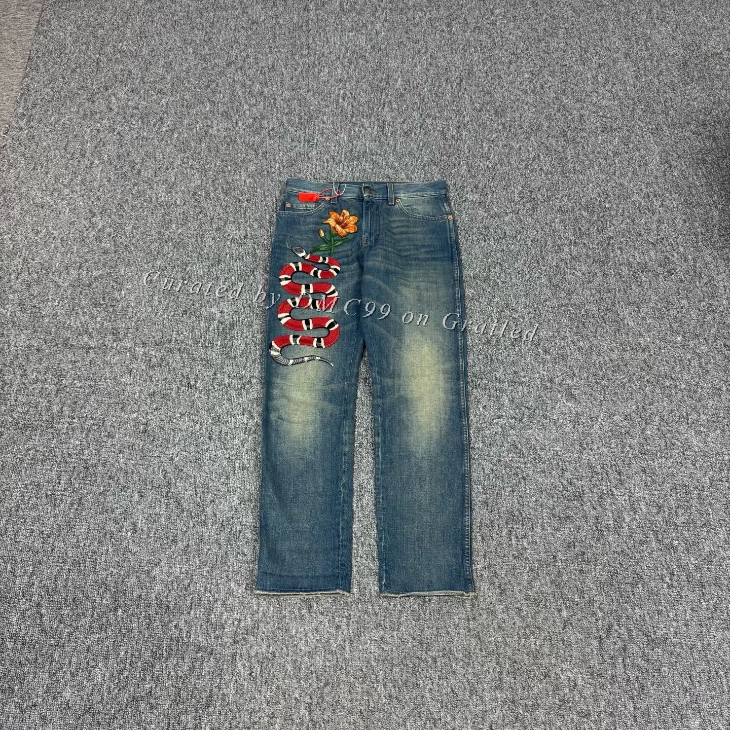 Gucci Gucci Snake Print Floral Washed Leather Patch Jeans Size 22" - 1 Thumbnail