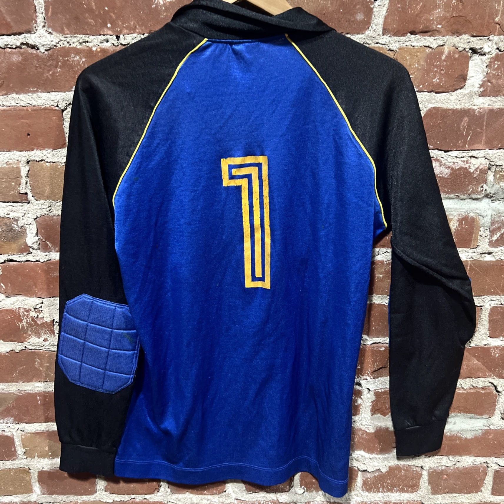Umbro VINTAGE Umbro Jersey Shirt Long Sleeve Mens L Blue Sports Activewear PMID? Size US L / EU 52-54 / 3 - 3 Thumbnail