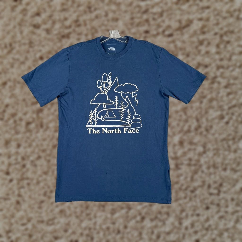 The North Face The North Face Blue Crew Shirt Men Small 100% Cotton Logo Outdoor Tee Size US S / EU 44-46 / 1 - 1 Thumbnail