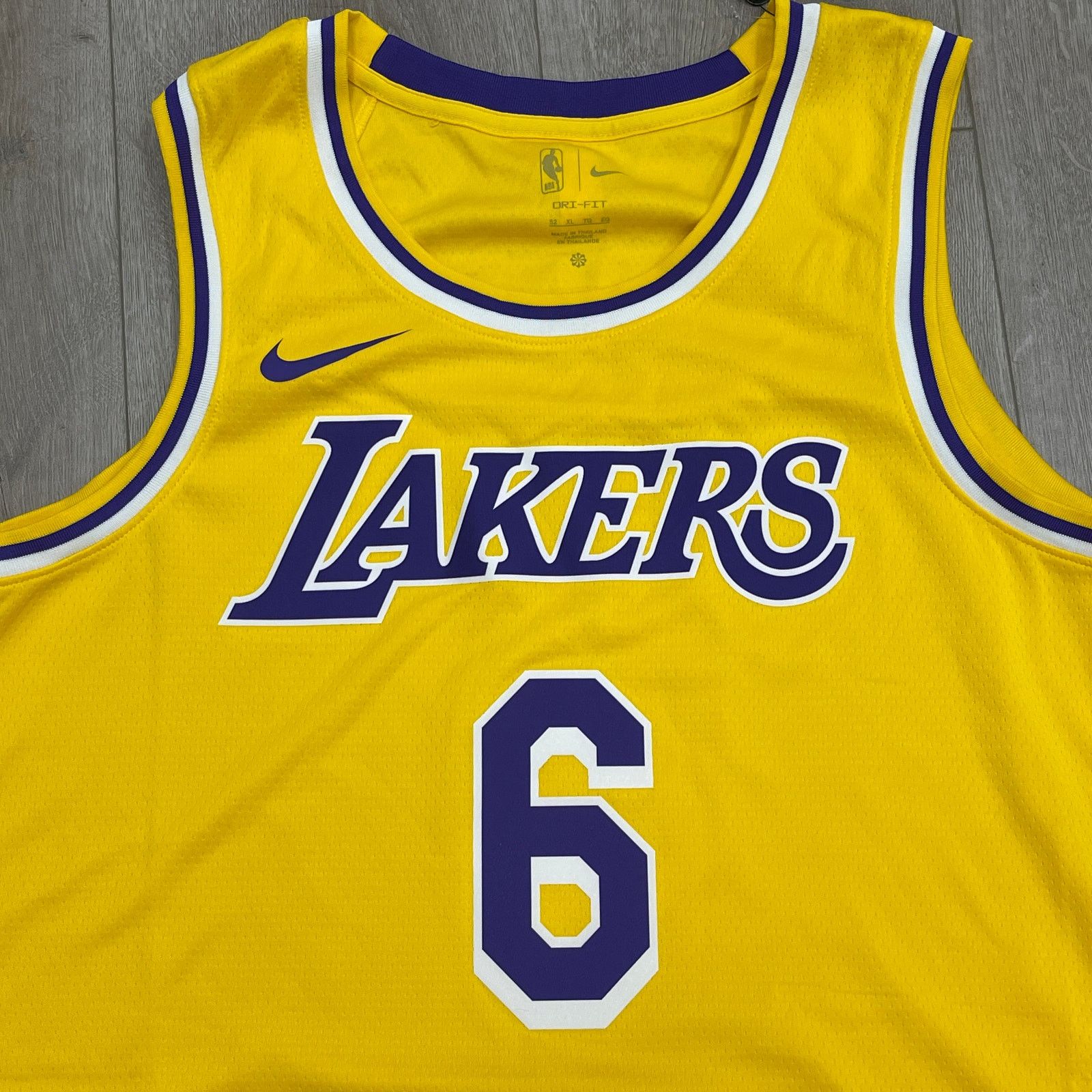 Nike Nike Los Angeles Lakers LeBron James #6 Icon Jersey size XL Size US XL / EU 56 / 4 - 2 Thumbnail