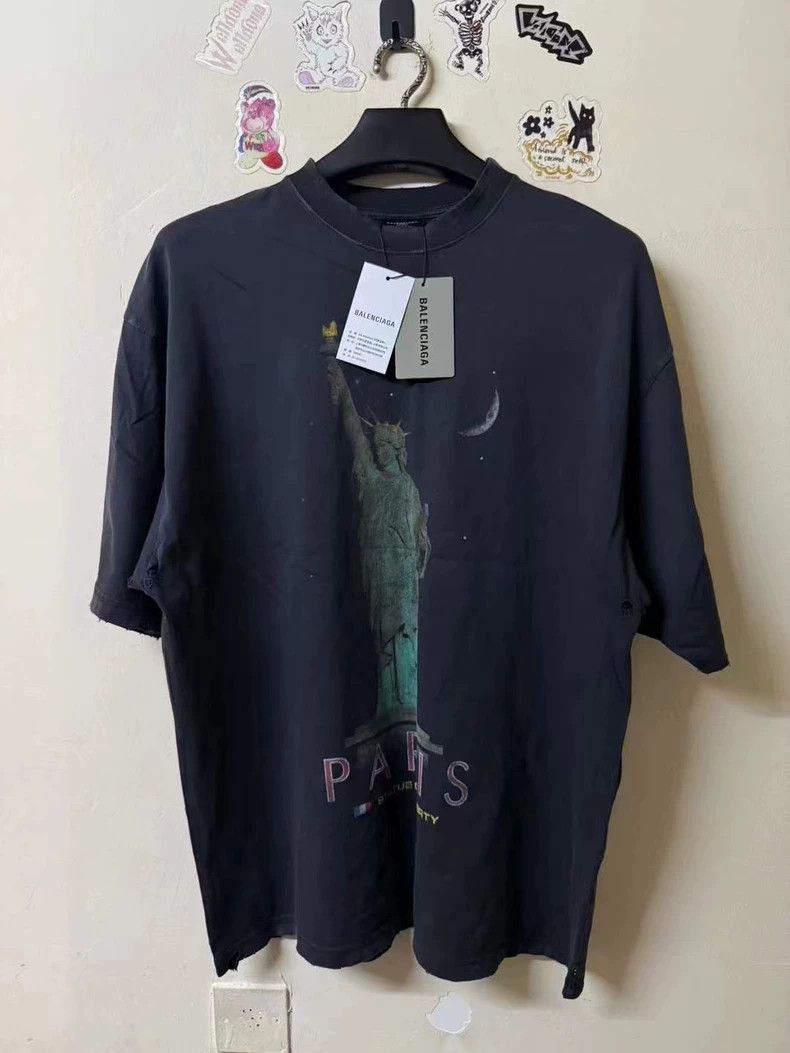 Balenciaga Balenciaga Statue of Liberty Sabotage Short Sleeve Size US M / EU 48-50 / 2 - 1 Thumbnail