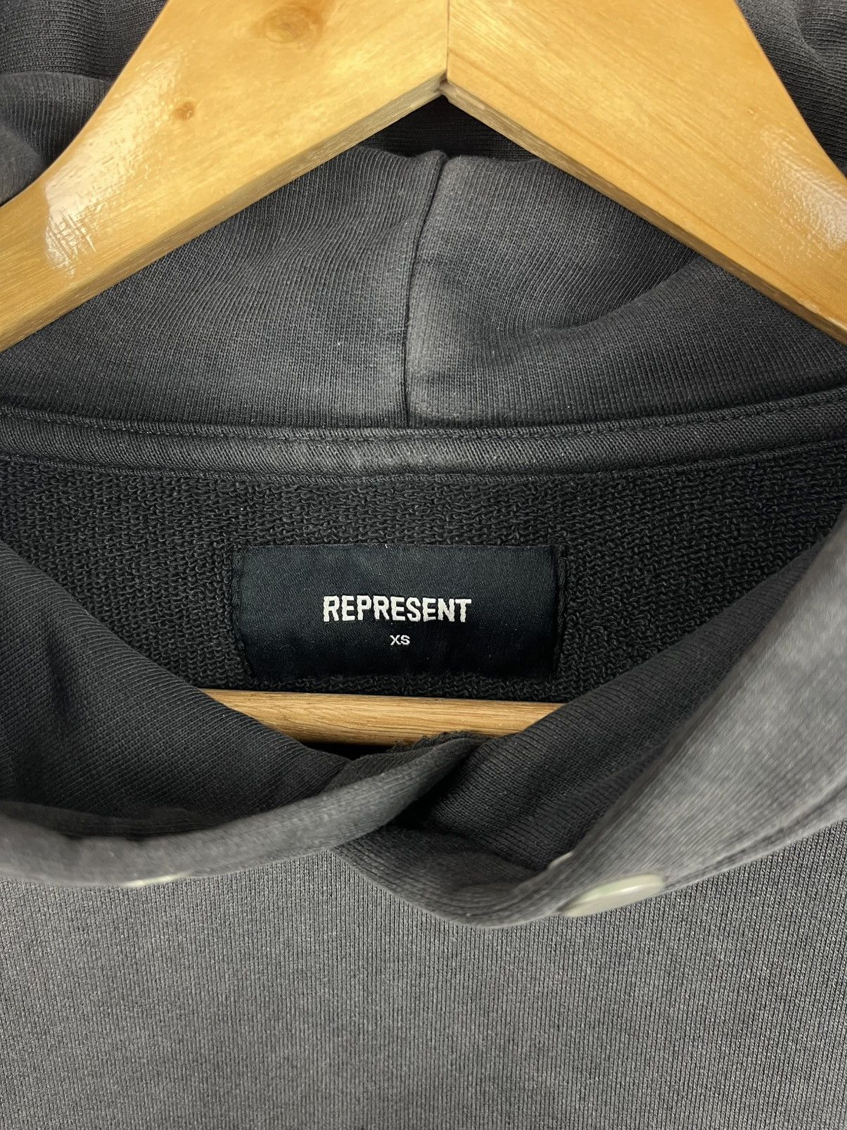 Represent Clo. Represent Shark Jaws Print Hoodie Rare Hype Streetwear Y2K Size US S / EU 44-46 / 1 - 10 Thumbnail