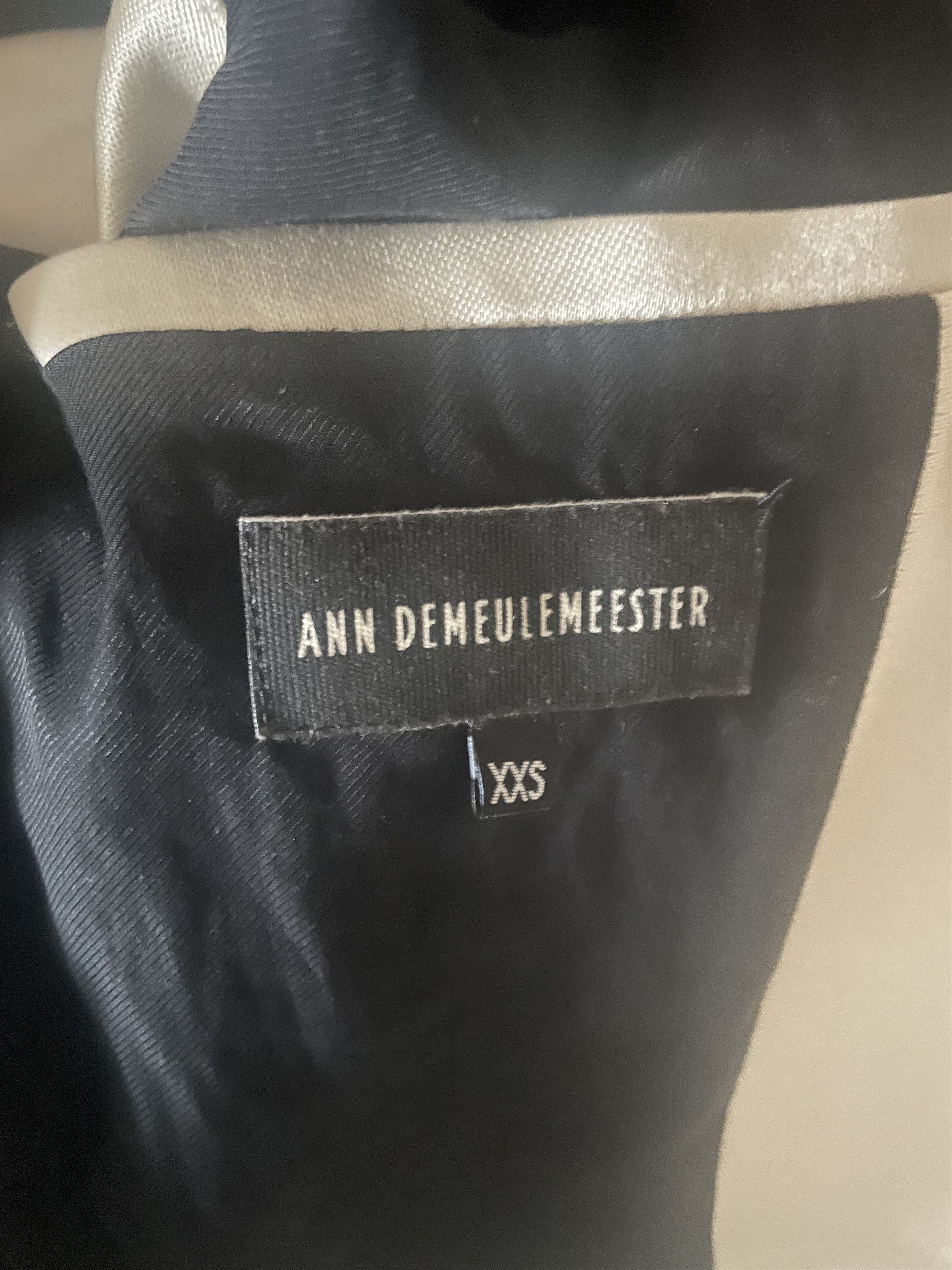 Ann Demeulemeester Ann Demeulemeester Satin Tailored Jacket in XXS Size US XXS / EU 40 - 9 Thumbnail