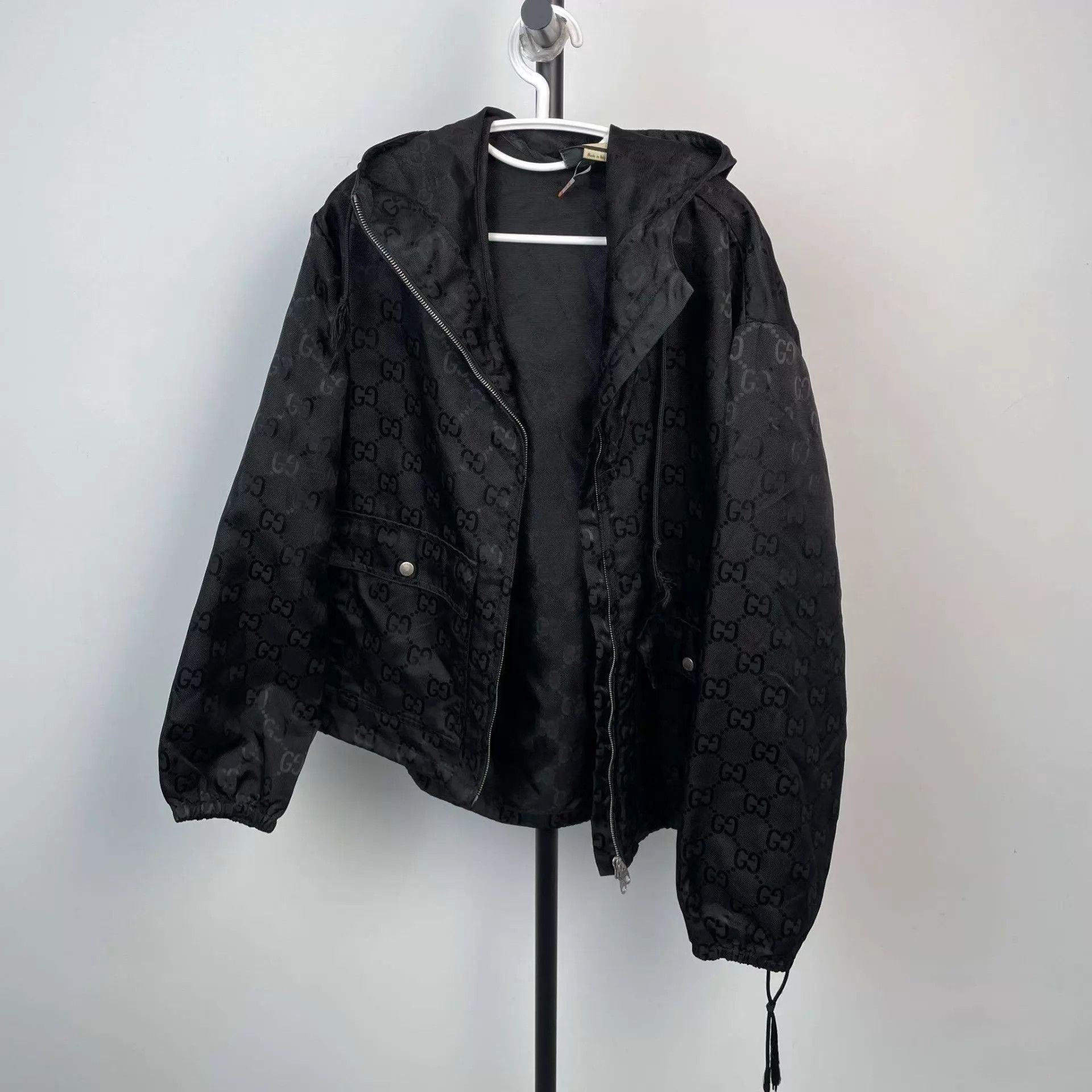 Gucci Gucci Shiny GG Black 42 Jacket 98 New Size M / US 6-8 / IT 42-44 - 1 Thumbnail