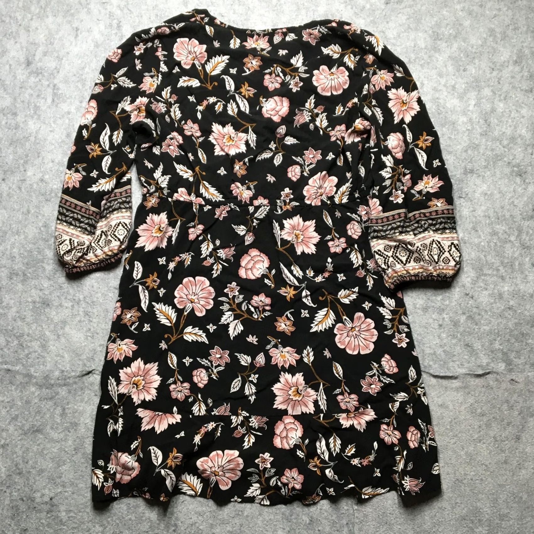 Old Navy Old Navy Dress Womens XL Black Floral V-Neck 3/4 Sleeve Fit Flare Boho Size XL / US 12-14 / IT 48-50 - 5 Thumbnail