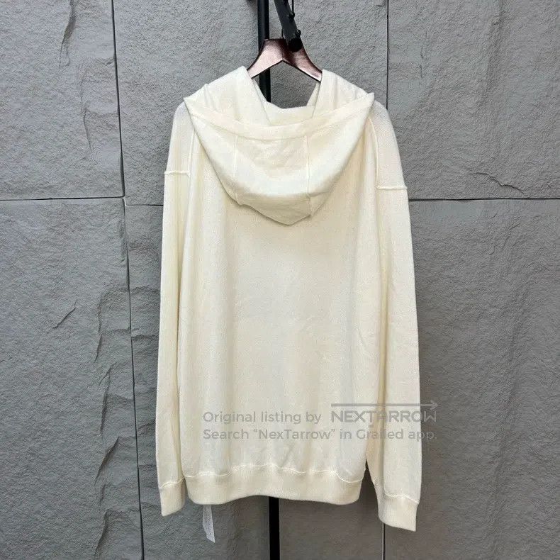Louis Vuitton Louis Vuitton Solid color pullover sweatshirt Size US XL / EU 56 / 4 - 2 Thumbnail