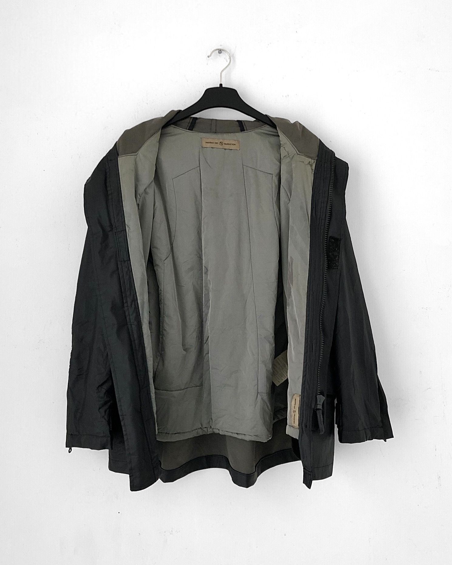 Massimo Osti 1996 A/W Massimo Osti Production Rubberized Mountain Parka Size US S / EU 44-46 / 1 - 6 Thumbnail