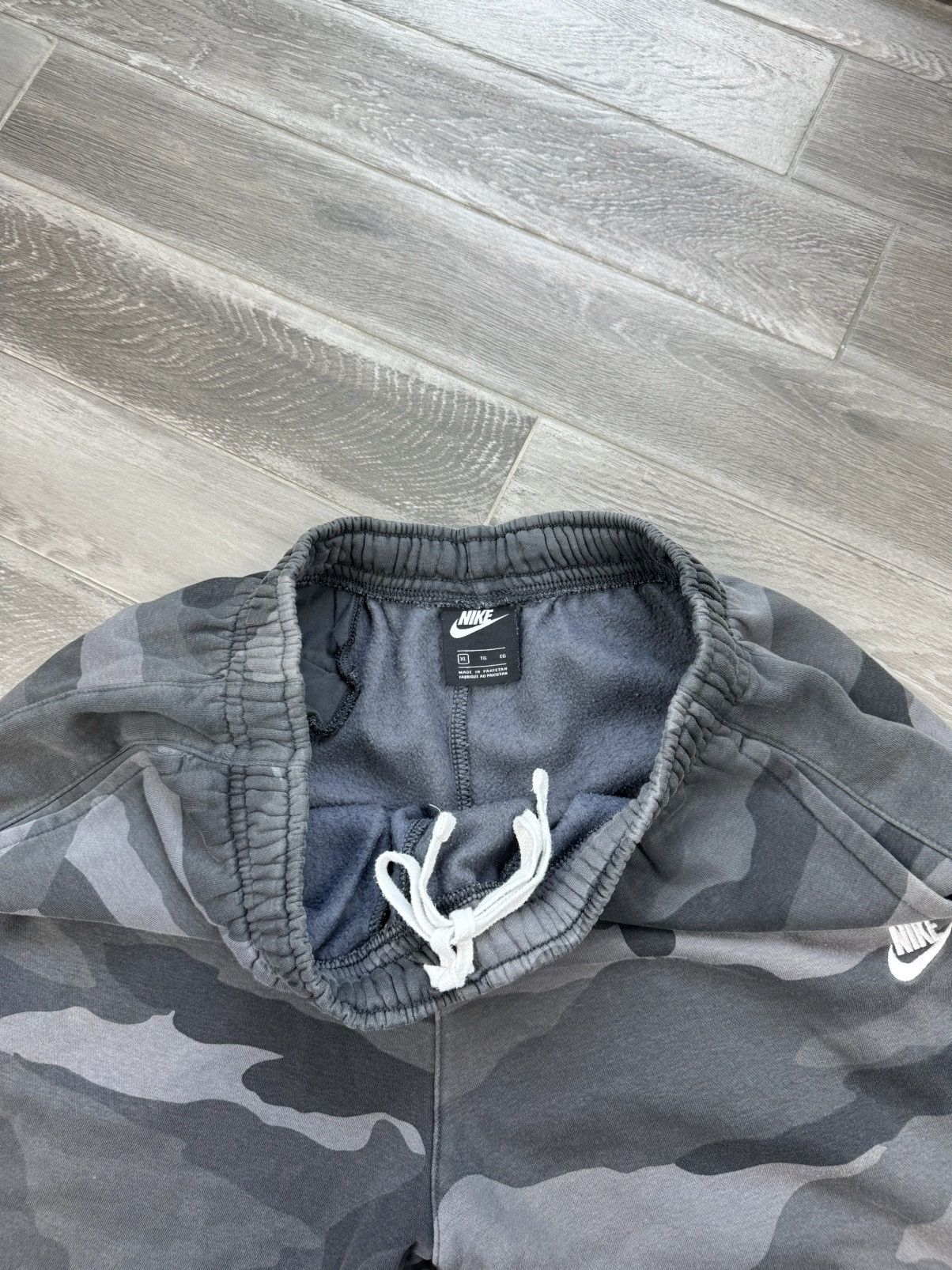 Other Size L Vintage Nike Camo Military Joggers Sweatpants Size US 34 / EU 50 - 7 Thumbnail