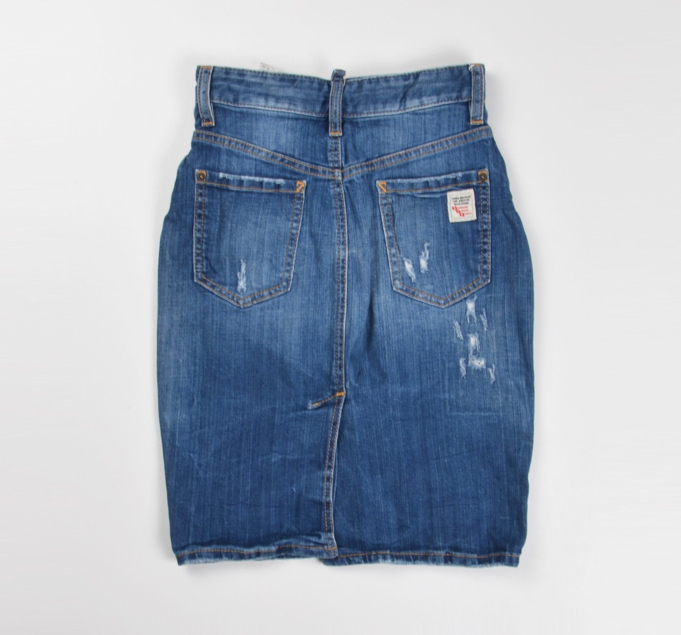 Dsquared2 Vintage Dsquared2 Y2K Grunge Distressed Denim Pencil Skirt Size 25" / US 0 / IT 36 - 9 Thumbnail