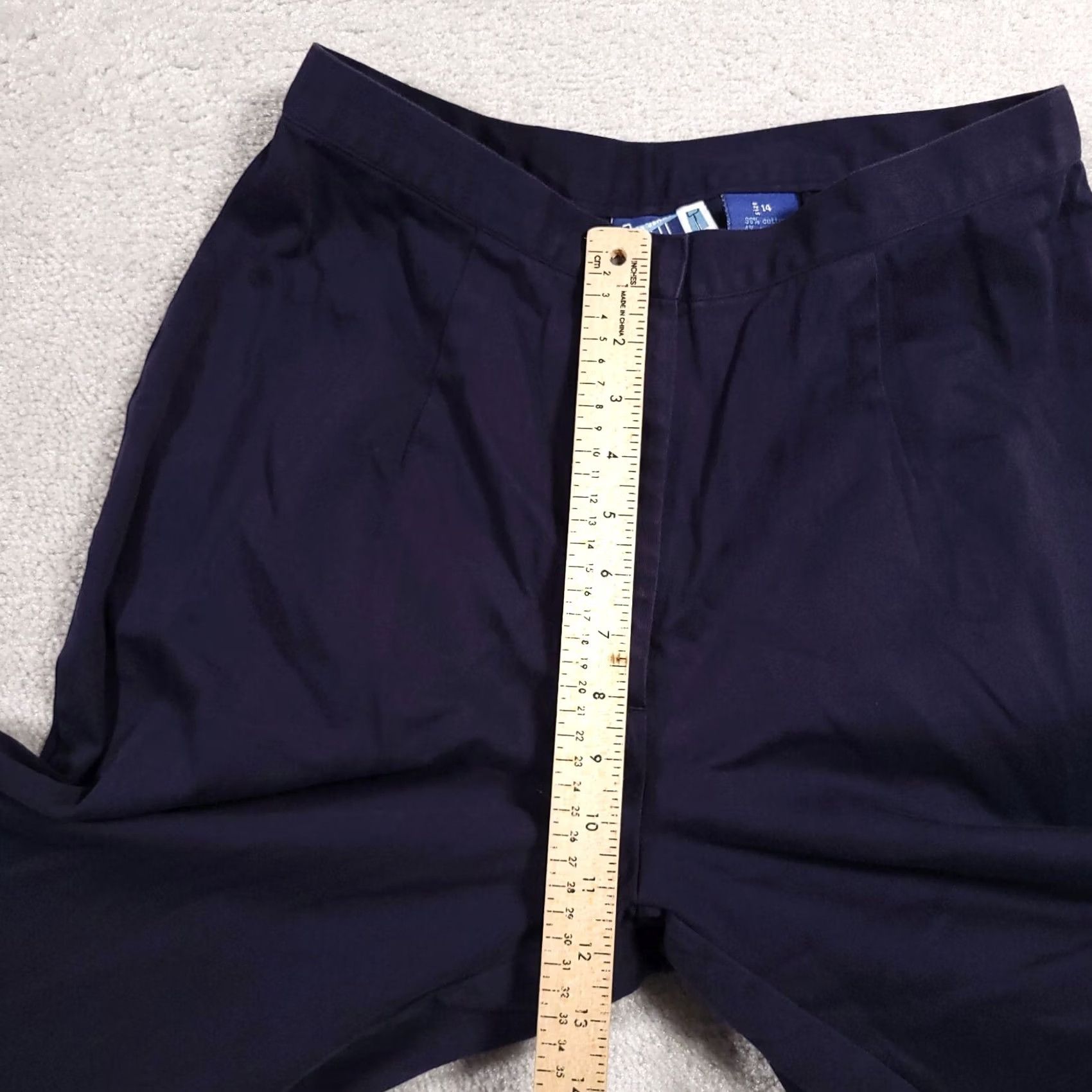 Vintage Venezia Cropped Capri Pants Women's 14 Navy Blue Capri Pants Tapered Khaki Fabric Cotton Spandex Popular Women’s Pants 14 Navy Blue Vesley? Size 36" / US 14 / IT 50 - 7 Thumbnail