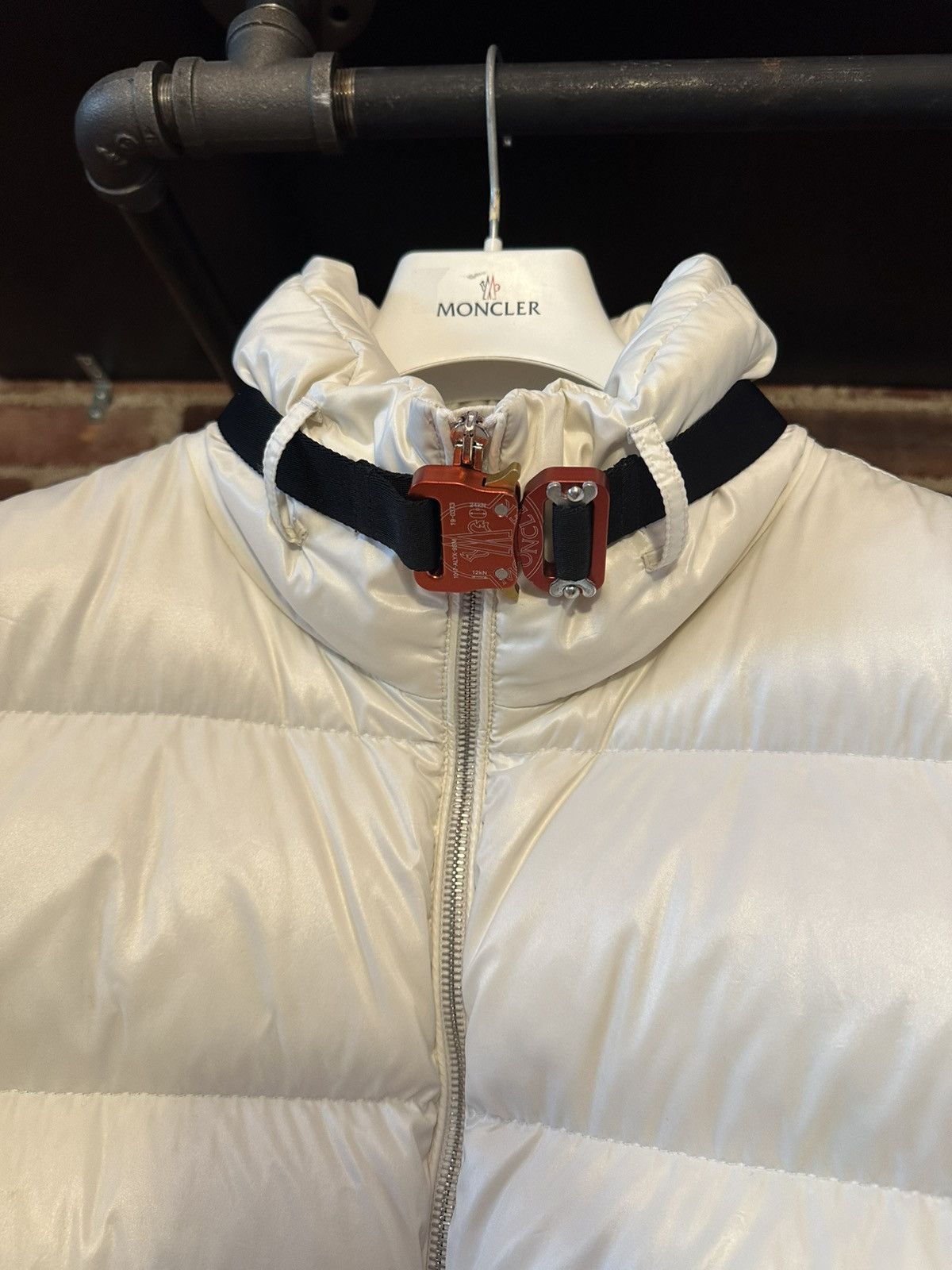 1017 ALYX 9SM × Moncler Alyx Moncler Genius Sirus Giubbuto Buckle Jacket Size US M / EU 48-50 / 2 - 8 Thumbnail