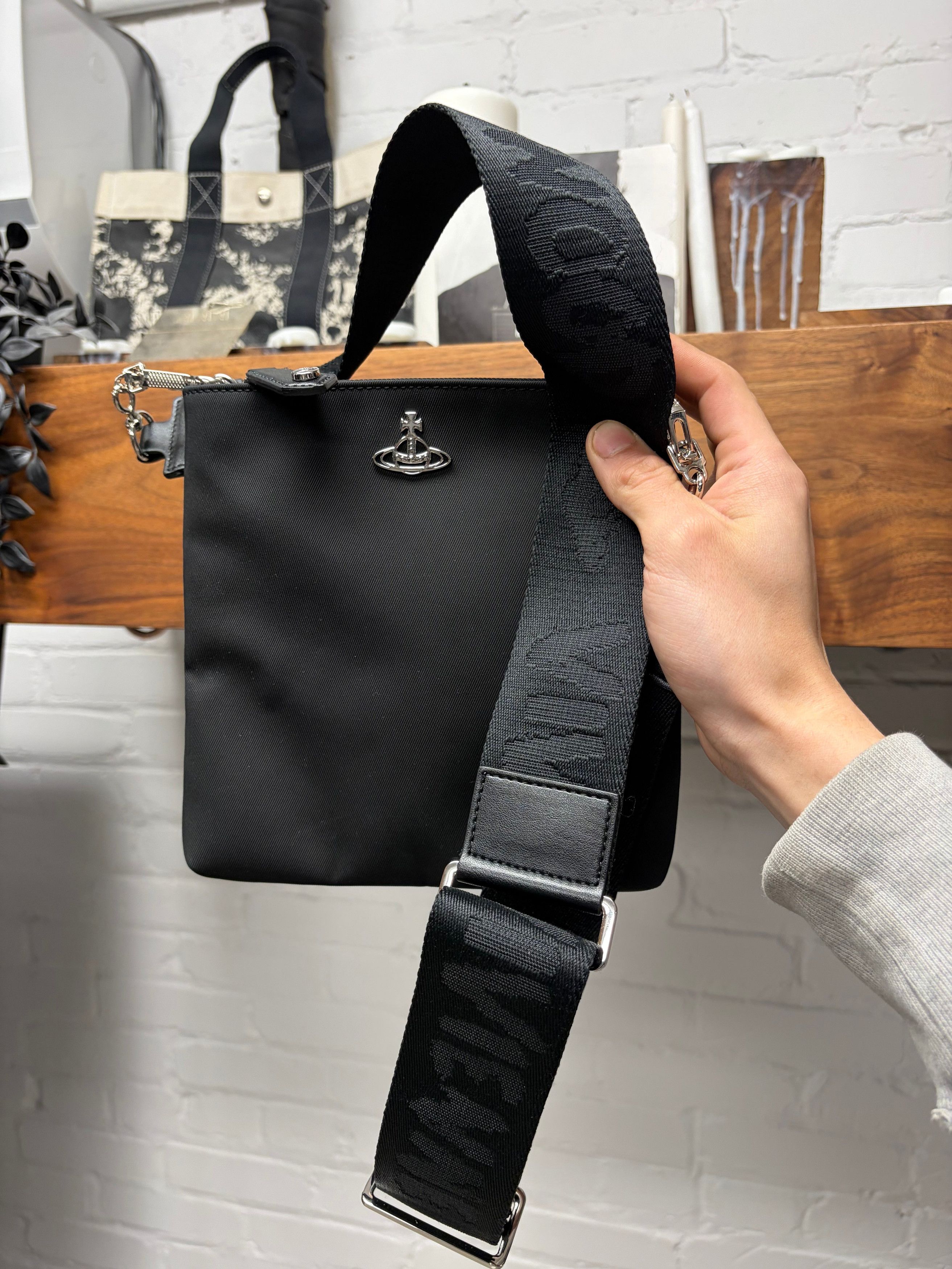 Vivienne Westwood Vivienne Westwood ‘Orb Logo’ Black Nylon Crossbody Bag Size ONE SIZE - 1 Thumbnail