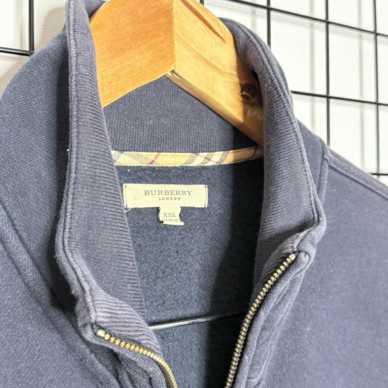 Burberry Burberry Zip Up Sweatshirt Navy Blue Logo Size US XL / EU 56 / 4 - 4 Thumbnail