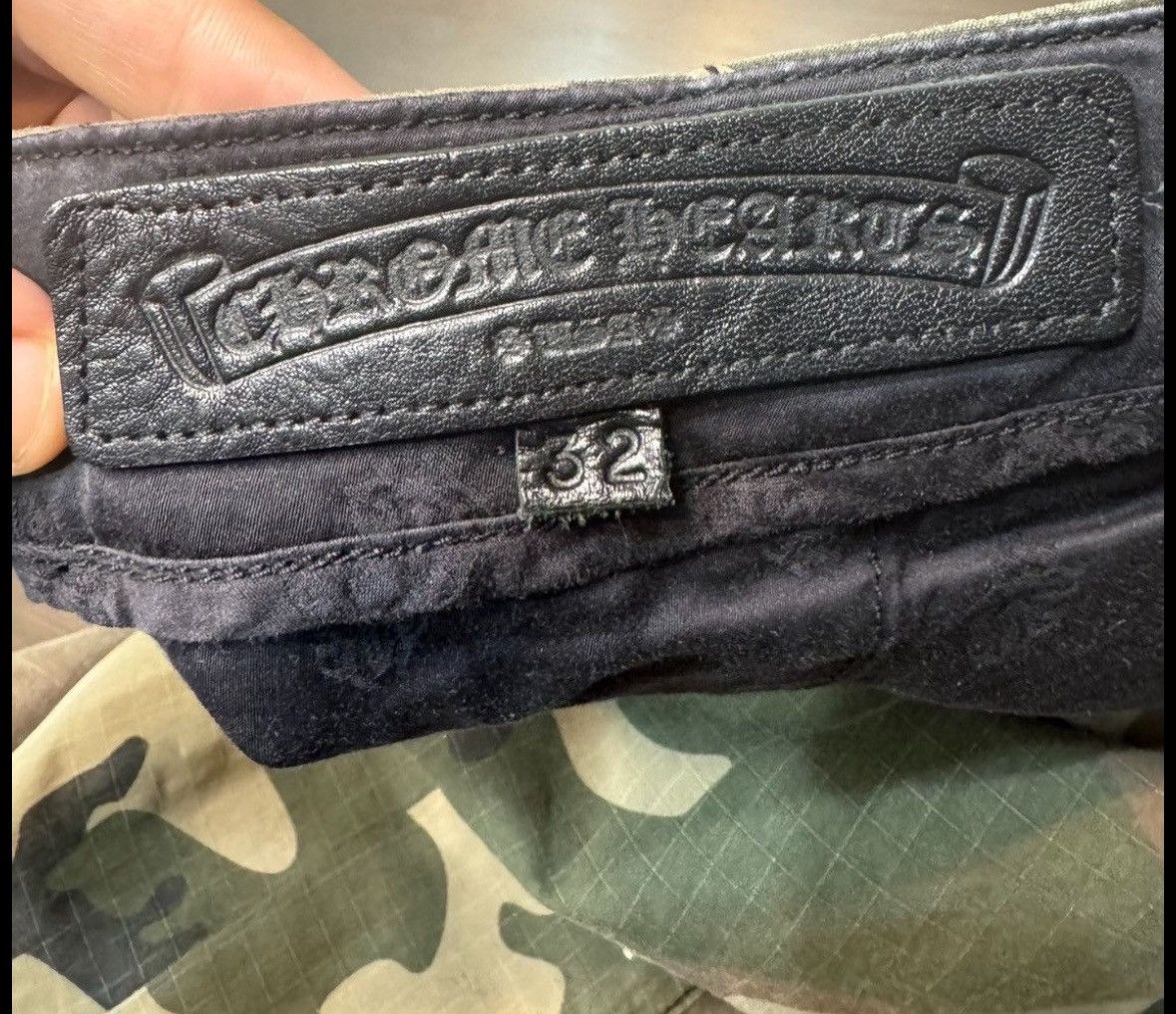 Chrome Hearts Leather cross patch camouflage camo cargo pants Size US 32 / EU 48 - 5 Thumbnail