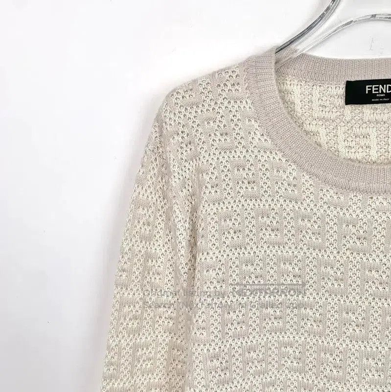 Fendi Fendi Color-blocked Wool Knit Sweater . Size L / US 10 / IT 46 - 3 Thumbnail
