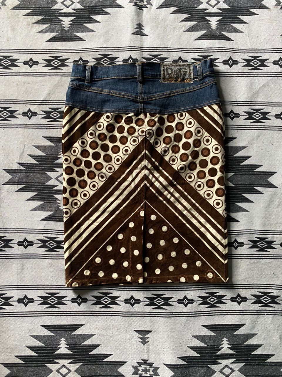 Dolce & Gabbana Vintage Dolce & Gabbana Denim Geo Pattern Skirt Size 28" / US 6 / IT 42 - 6 Thumbnail