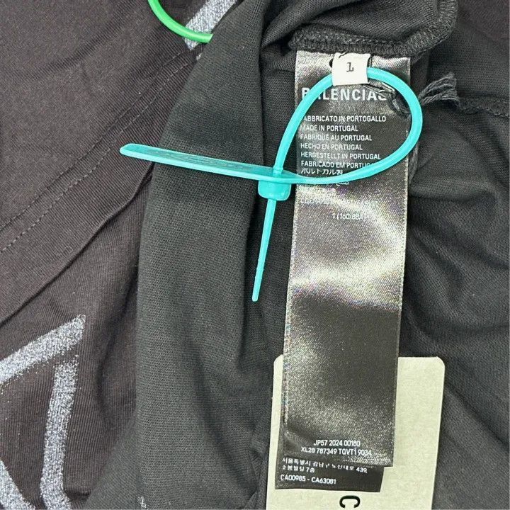 Balenciaga Graphic Print Oversized T-Shirt 0079-2507