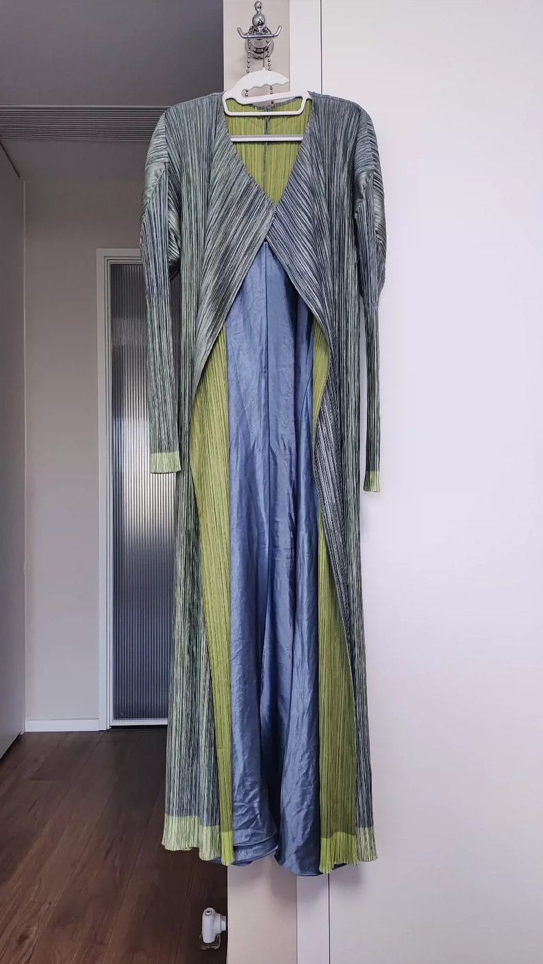 Issey Miyake Issey Miyake size:4 Green vintage Glory luster two-tone lo Size XL / US 12-14 / IT 48-50 - 2 Thumbnail