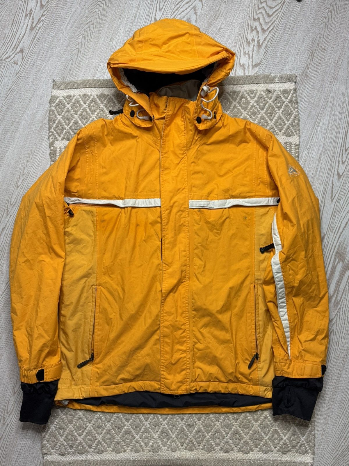 Nike ACG Vintage Nike ACG Storm Git Ski Orange Jacket size L wmns Size L / US 10 / IT 46 - 1 Thumbnail
