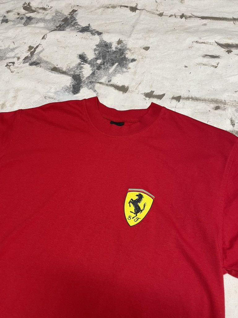 Ferrari Vintage Ferrari Chest Logo T- Shirt- 2002 Size US L / EU 52-54 / 3 - 3 Thumbnail