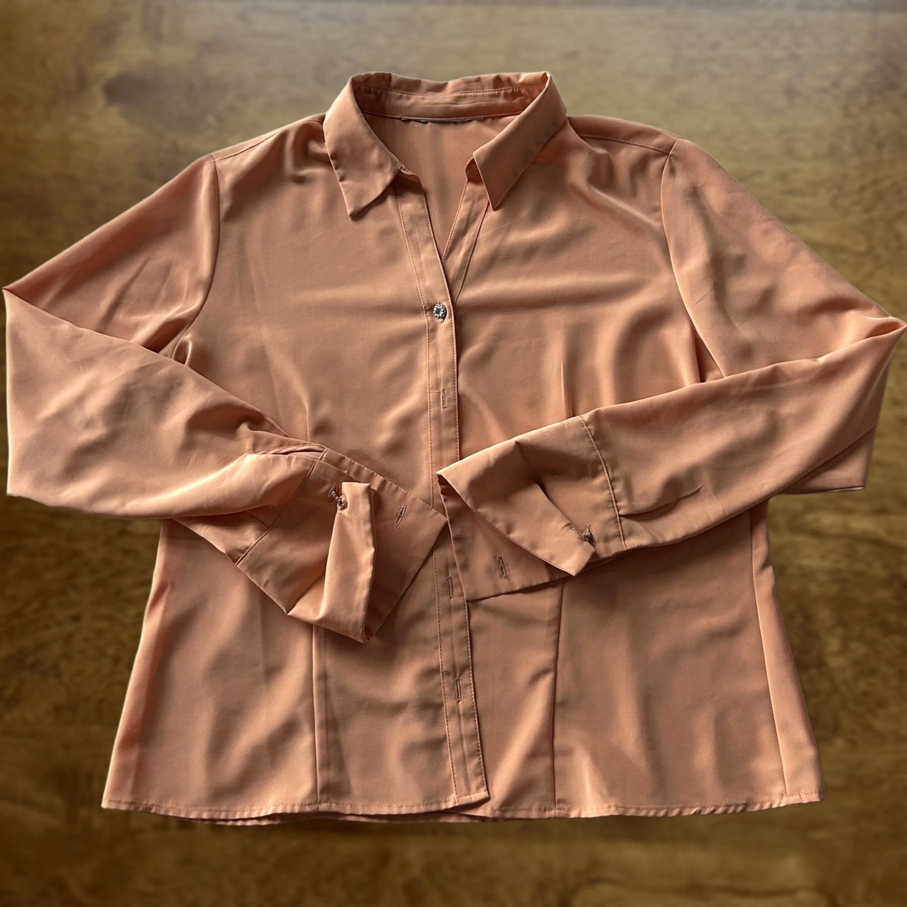 Vintage Vintage Womens Medium Orange Solid Collared Long Sleeve Button-Up Top Blouse Size M / US 6-8 / IT 42-44 - 1 Thumbnail