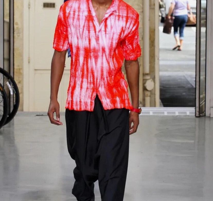 Issey Miyake ISSEY MIYAKE blood dyed tie band collar drawing vest shirt Size US M / EU 48-50 / 2 - 2 Thumbnail