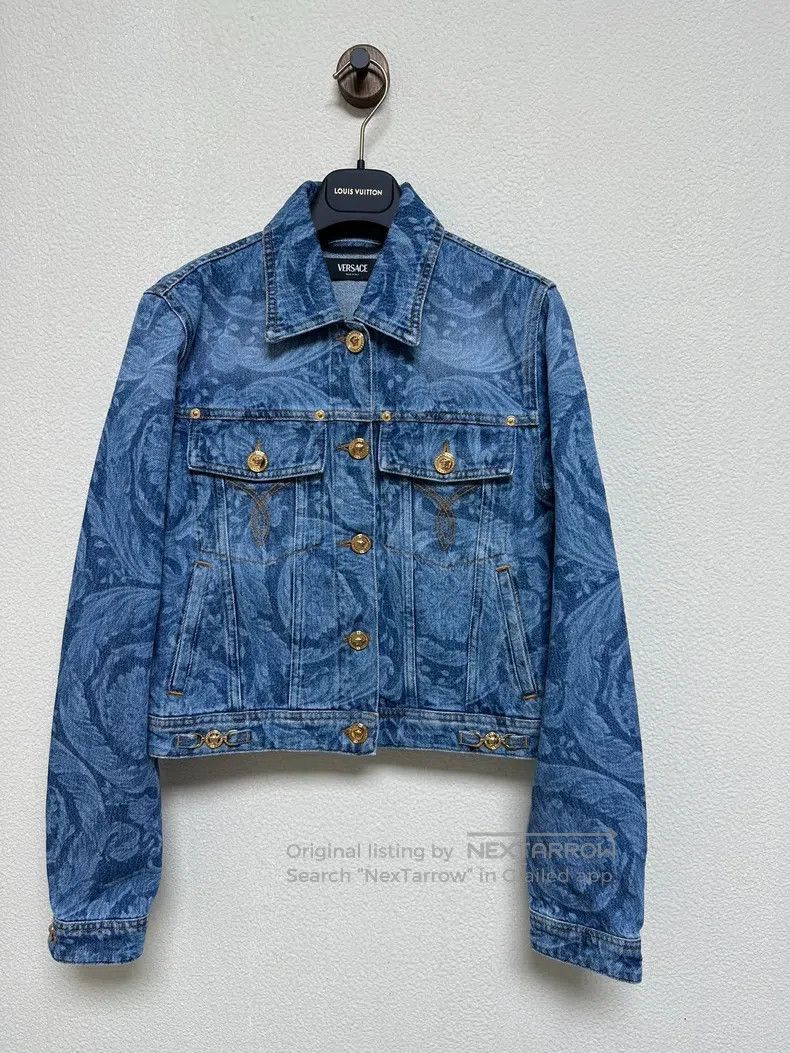 Versace Versace Blue washed denim jacket Size US XXS / EU 40 - 1 Thumbnail