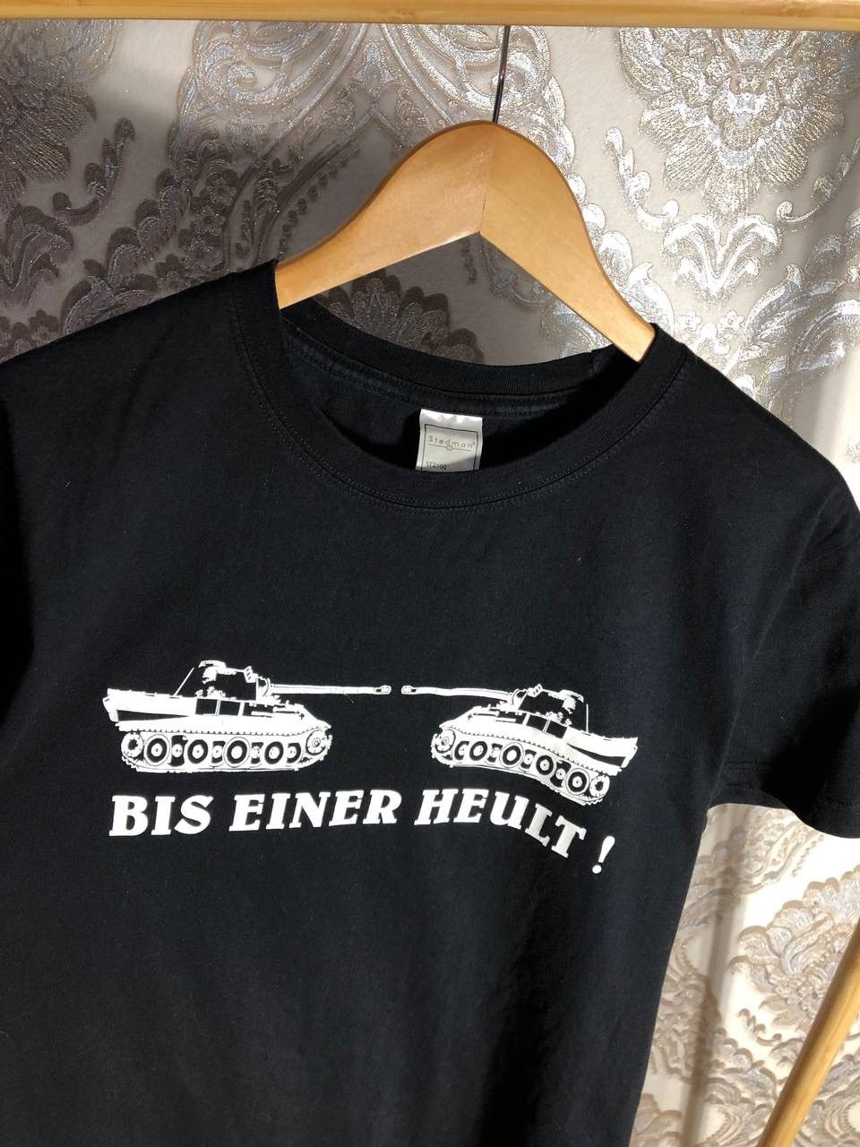 Cartoon Network VINTAGE MILITARY TANK ABRAMS T-34 ALPHA RETRO T-SHIRT 90s Size US L / EU 52-54 / 3 - 2 Thumbnail