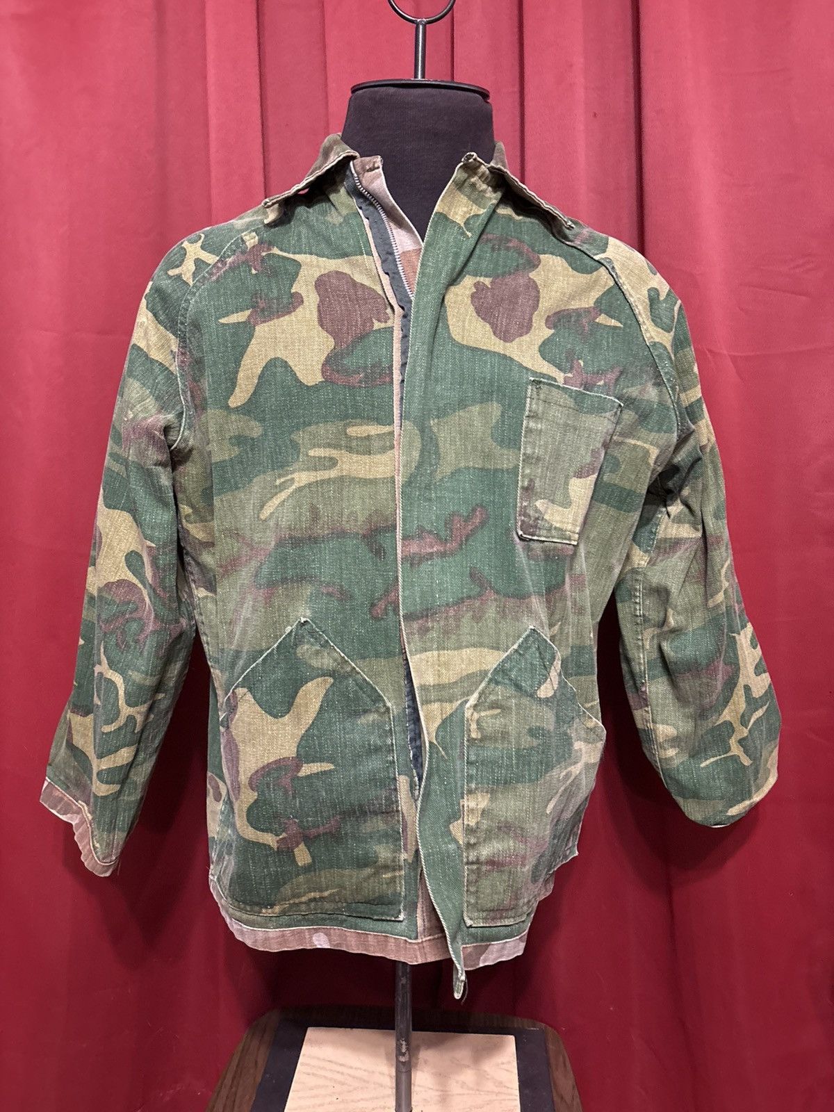 Vintage Vintage Green Brown Camo Jacket 70’s Reversible Size US M / EU 48-50 / 2 - 1 Thumbnail