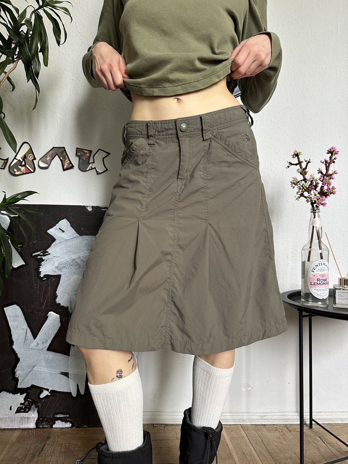 The North Face The North Face Nylon Cargo Outdoor Midi Khaki Skirt Size 27" / US 4 / IT 40 - 6 Thumbnail