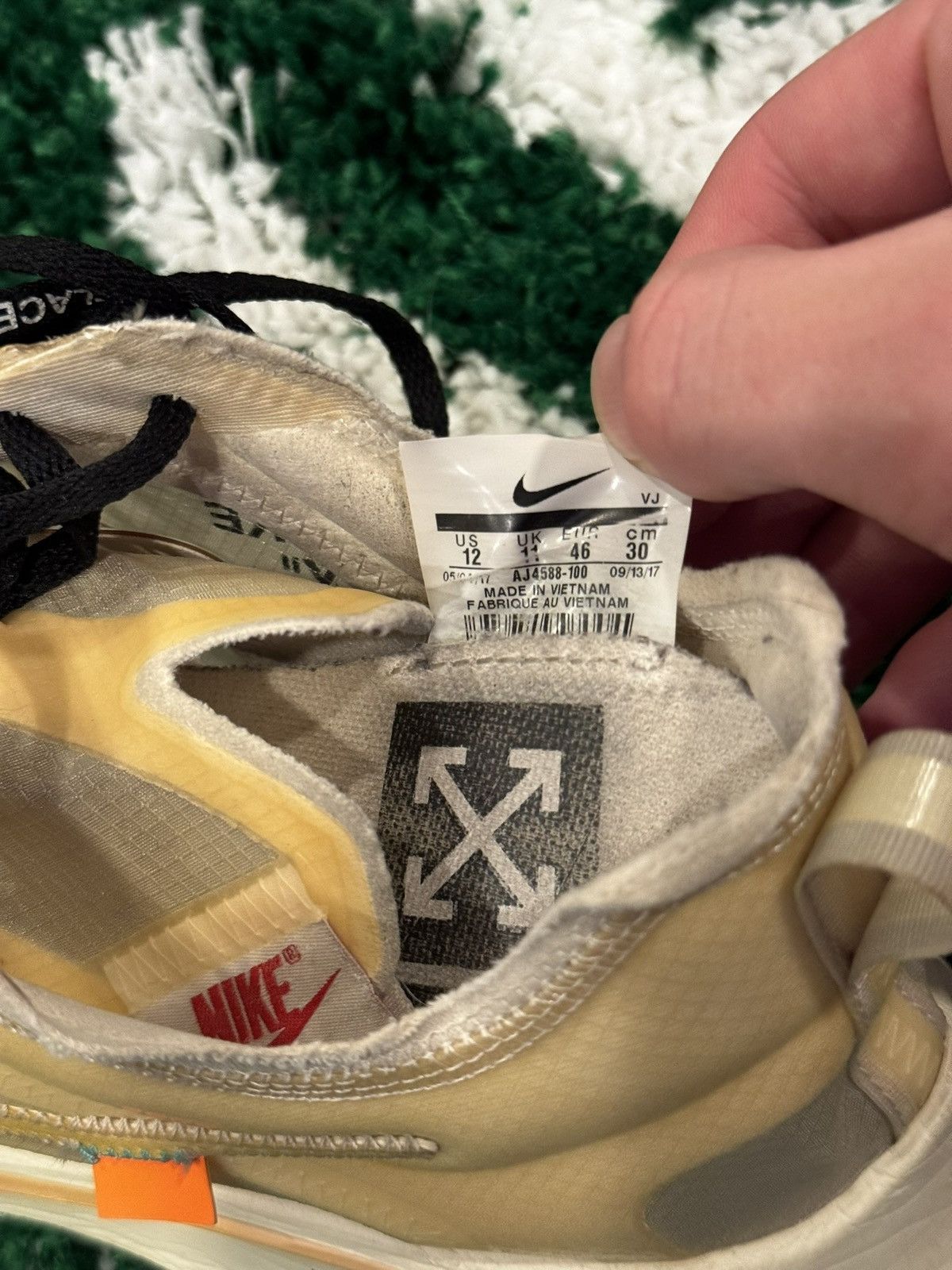Nike × Off-White Nike Off-White Zoom Fly Size US 12 / EU 45 - 8 Thumbnail