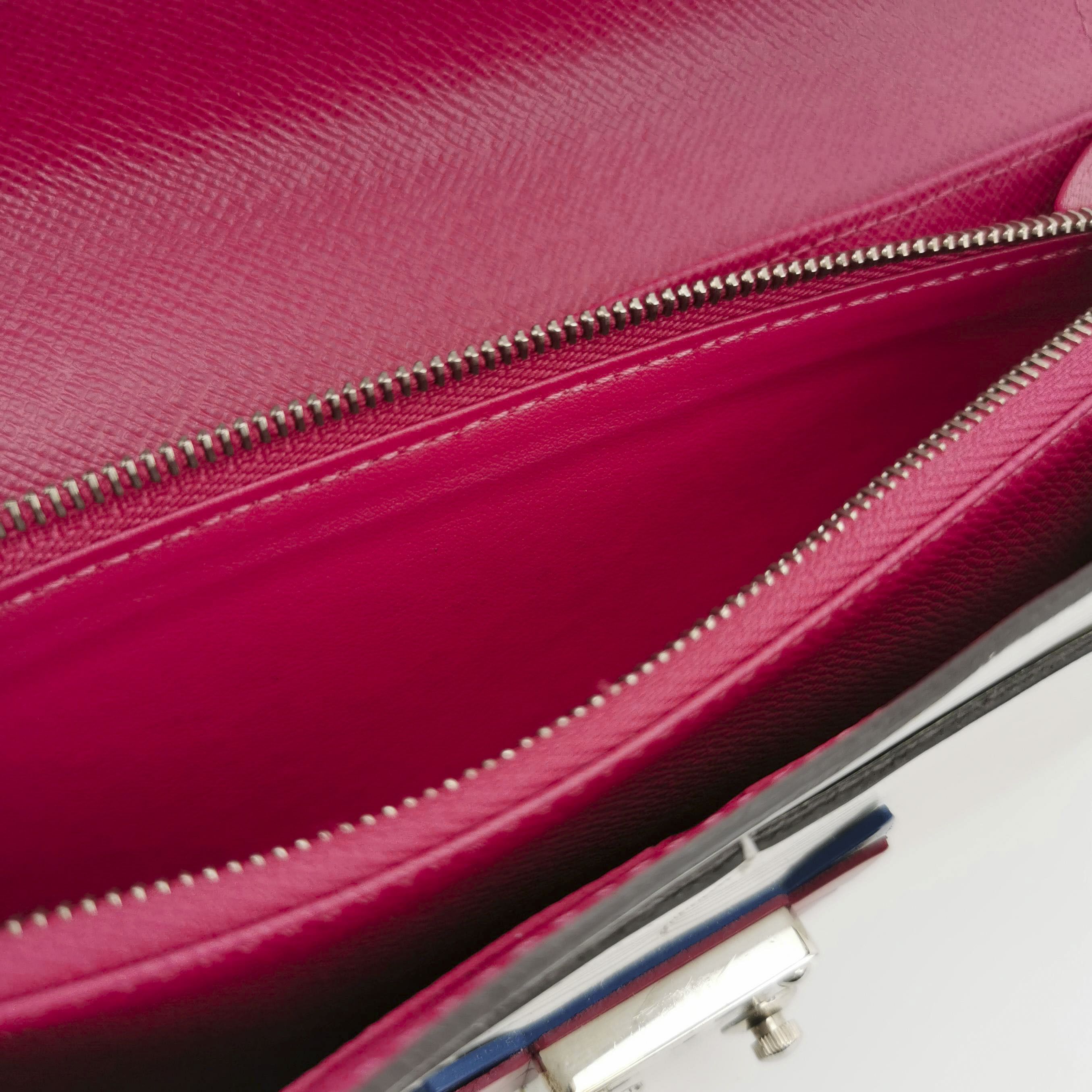 Louis Vuitton Louis Vuitton (LV) TOTEM Sarah series cowhide color matchin Size ONE SIZE - 7 Thumbnail