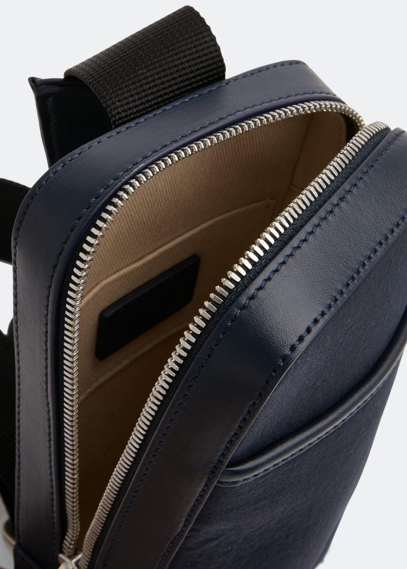 Jacquemus o1mle0625 Size: OS / Le Giardino Shoulder Bag in Dark Navy Size ONE SIZE - 4 Thumbnail