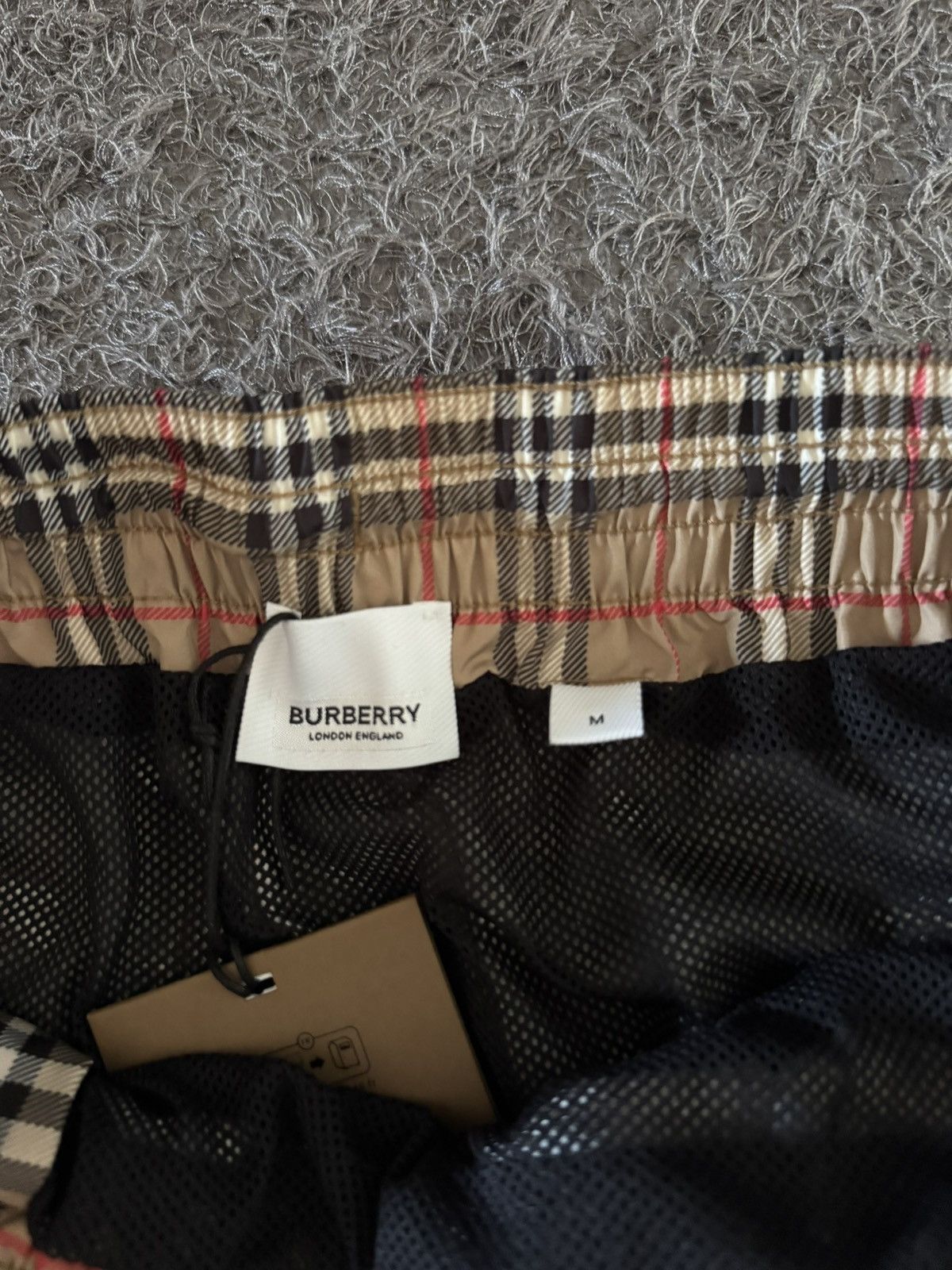 Burberry Burberry Swimwear Size US 30 / EU 46 - 3 Thumbnail