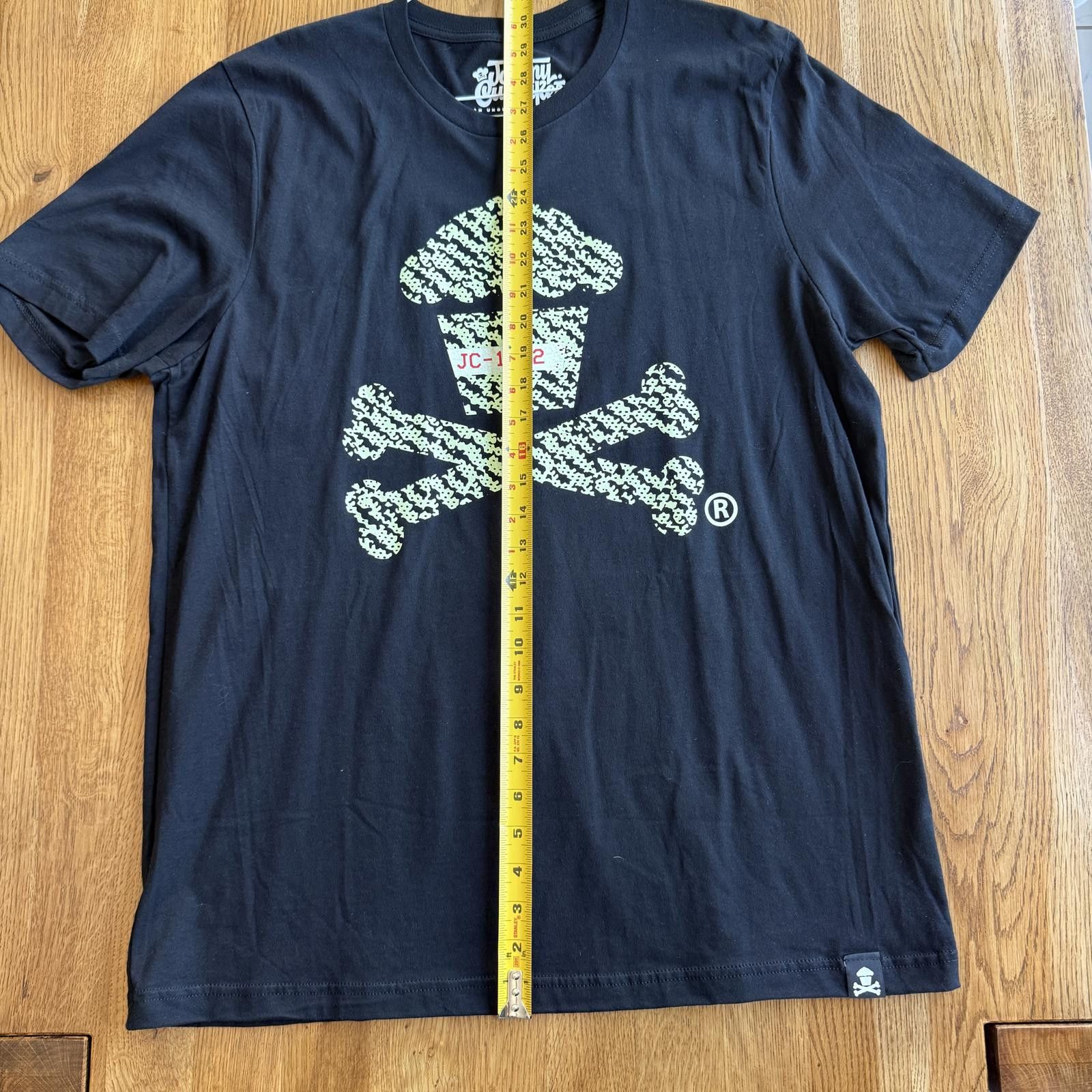 Johnny Cupcakes Johnny Cupcakes Yeezy Crossbones Limited Size X-Large Rare Size US XL / EU 56 / 4 - 3 Thumbnail