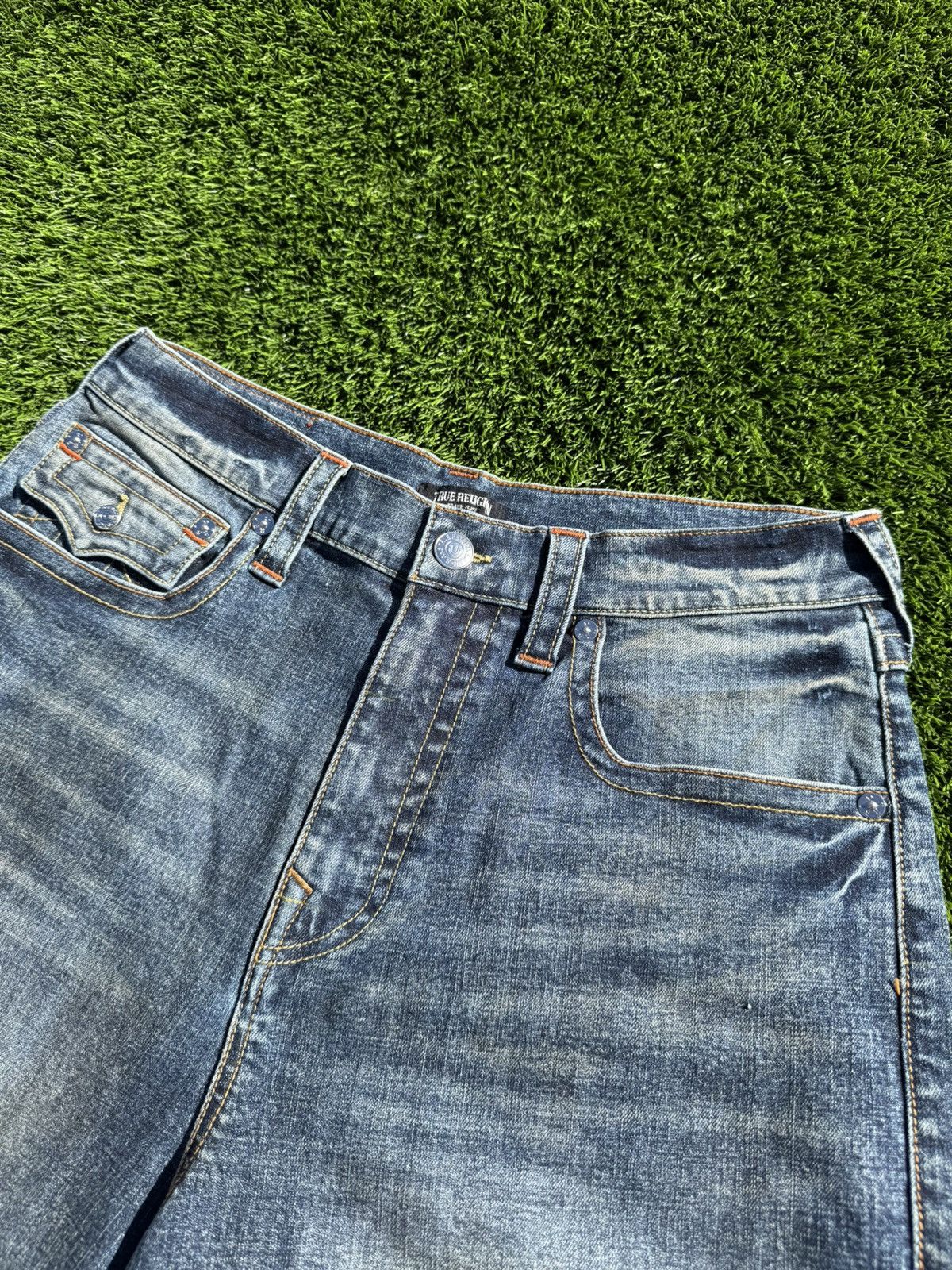 True Religion True Religion Jorts Size US 32 / EU 48 - 2 Thumbnail