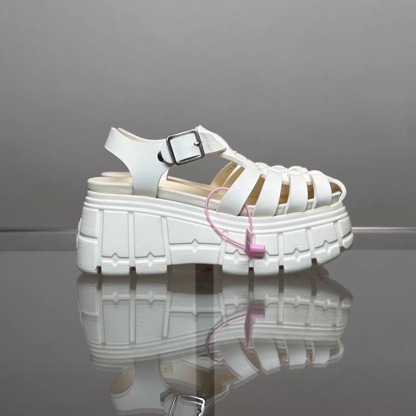Miu Miu MIU MIU beige thick sole Roman sandals 36 99 DM1641 Size US 5.5 / IT 35.5 - 3 Thumbnail