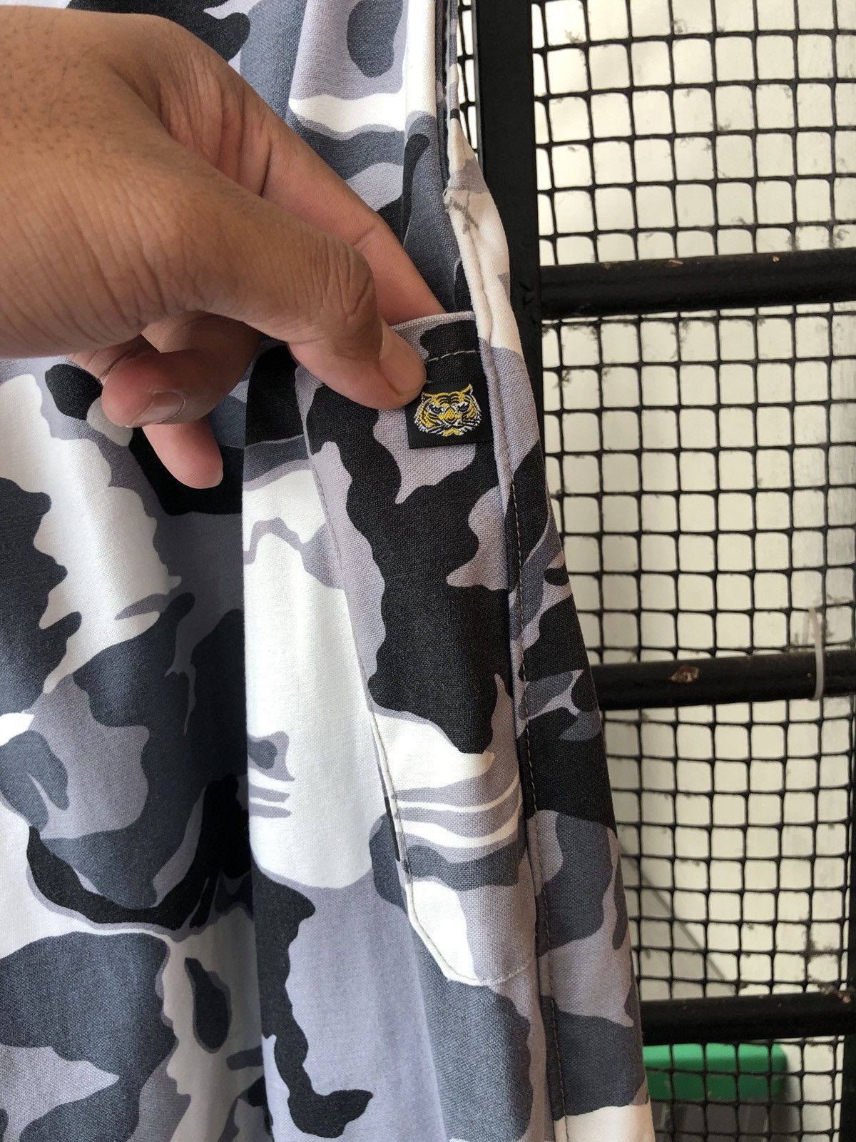 Japanese Brand × Vintage TORAICHI WORKER TOBI CAMO PANT balloon baggy Size US 28 / EU 44 - 12 Thumbnail