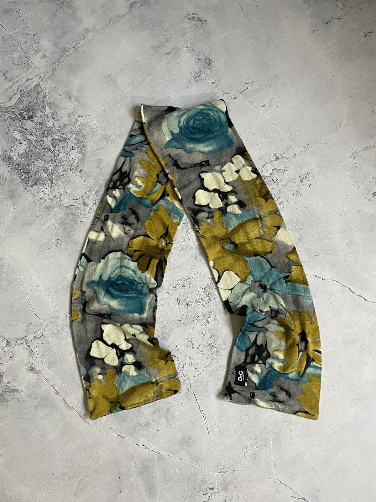 Dolce & Gabbana Dolce Gabbana Flowers Printed Scarf Size ONE SIZE - 1 Thumbnail