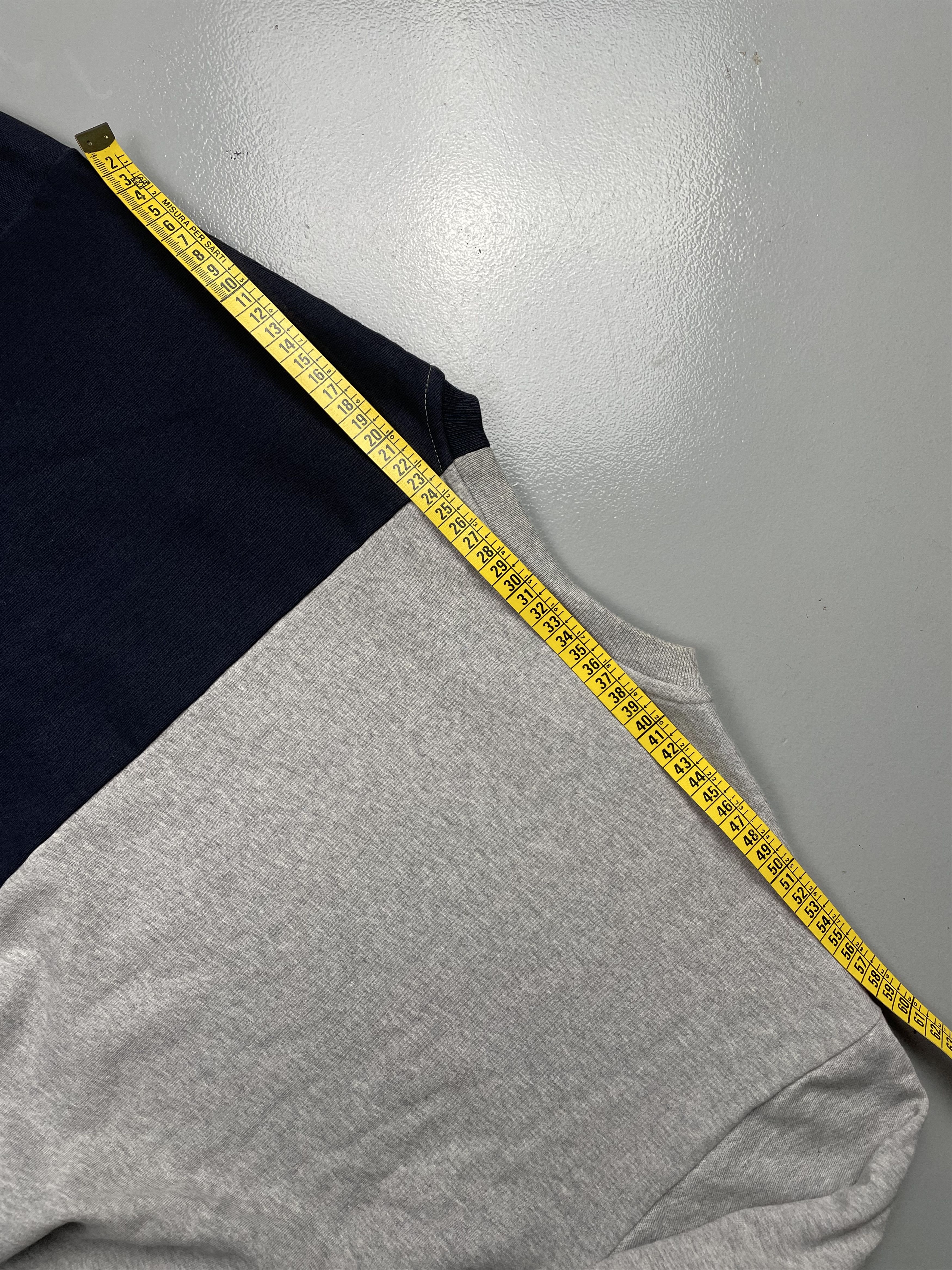 Gosha Rubchinskiy Gosha Rubchinskiy S/S 2018 split crewneck - size XS Size US XS / EU 42 / 0 - 15 Thumbnail
