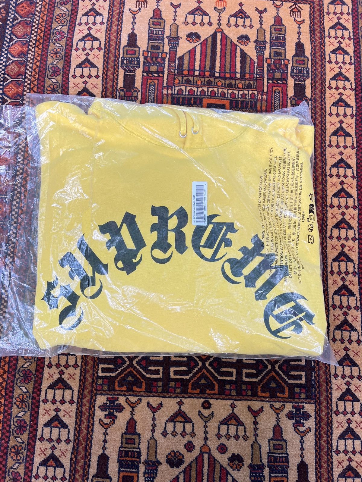 Supreme Supreme Old English arc Hooded Sweatshirt L Size US L / EU 52-54 / 3 - 5 Thumbnail